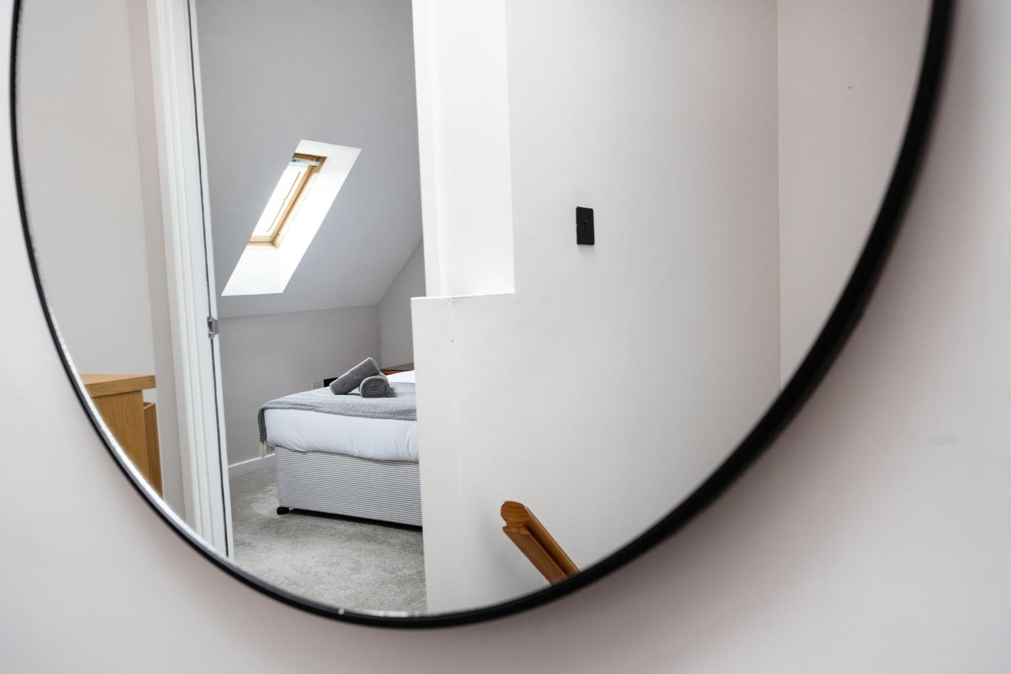 דירות רדינג Stunning 3Br, Free Parking, Near Town Center, Long Term Discoun מראה חיצוני תמונה